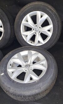 velgen set 18 inch Atlas Talagon Conti 245 60 R18 105T 5x112