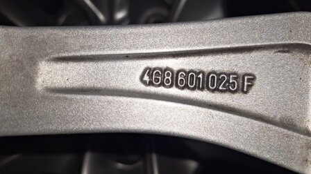 velgen set 19 inch winter Q7 Touareg E-Tron 255 55 R19 107V