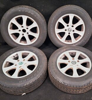 Gebruikte velgenset velg velgen set 16 inch Transporter Bulli T6 T5