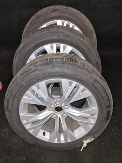 1 stuk los velg origineel VW velg 5x112 17 inch Angona 3G0601025T