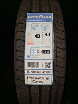 zomerband zomer band GoodYear 185 75 R14 102R ongebruikt