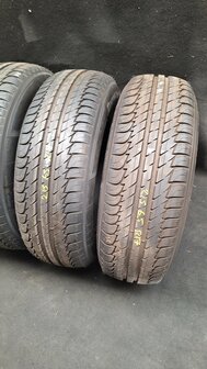 bandenset banden set Kleber Dynaxer SUV 215 65 R17 99V