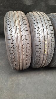 bandenset banden set Kleber Dynaxer SUV 215 65 R17 99V