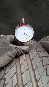 bandenset banden set Kleber Dynaxer SUV 215 65 R17 99V