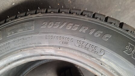 zomerband zomer band Michelin bus Agilis 205 65 R16 107T