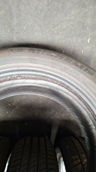 bandenset banden set Michelin 215 55 R17 94V Selfseal