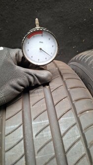 bandenset banden set Michelin 215 55 R17 94V Selfseal