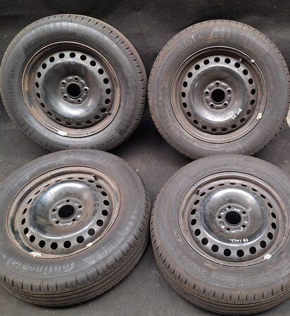 Stalen velgenset velg velgen set 16 inch 5x108 ET 52.5 zomer