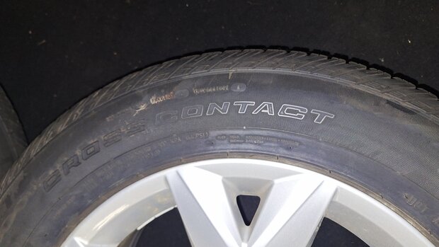 velgen set 18 inch Atlas Talagon Conti 245 60 R18 105T 5x112