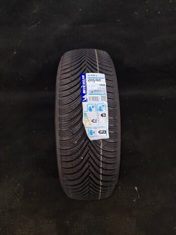 Winterband Winter Michelin Alpin 5 205 60 R16 96H ongebruikt