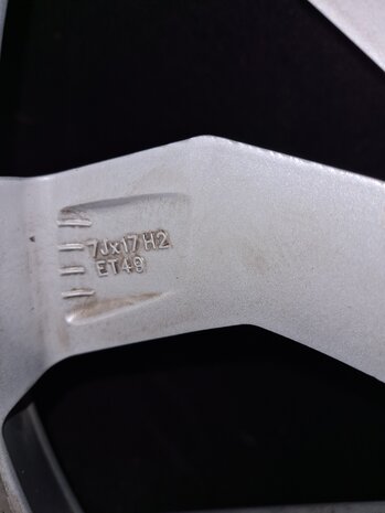 1 stuk los velg origineel VW velg 5x112 17 inch Karlskoga 5G0601025CR