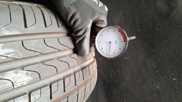 bandenset banden set Pirelli P7 17 Inch demo 7mm