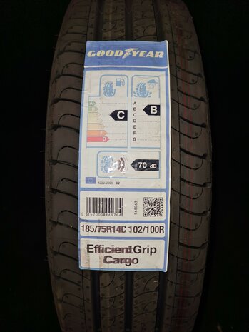zomerband zomer band GoodYear 185 75 R14 102R ongebruikt