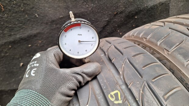 bandenset banden set Bridgestone Potenza 225 40 R19 93W
