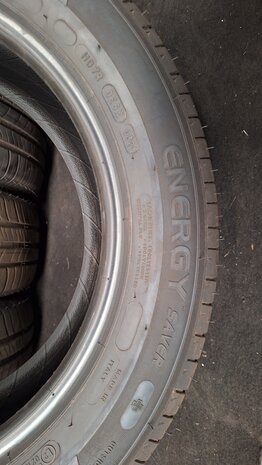 bandenset banden set Michelin Energy Saver 205 60 R16 92H