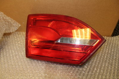 Achterlicht achter licht buiten Links Jetta Linksbinnen 5C6945093